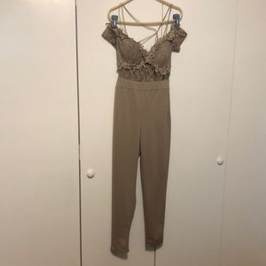 Charlotte Russe Tan Color Lace Top Jumpsuit Women’s Size XS
